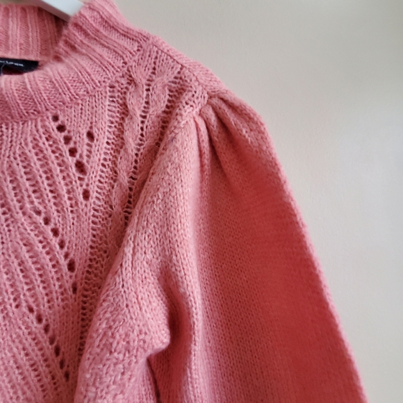 Lily Morgan pink sweater with little puff sleeves, romantic sweater M - Picture 6 of 7